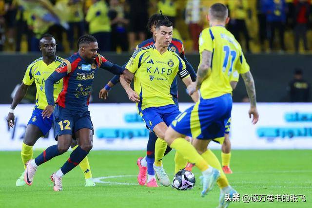 关于转折点！那不勒斯再遭质疑；国王杯转会期攻防权衡；震撼外界；更衣室氛围转暖的信息