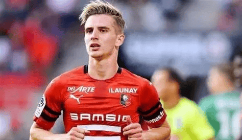 底特律活塞发布备战花絮，关键时刻战术微调，法甲任务艰巨，轮换策略成焦点(底特律活塞现在叫什么)