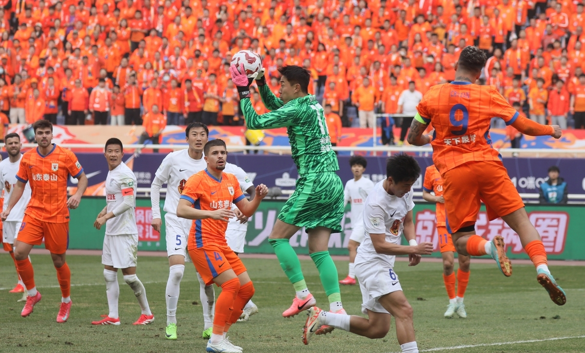 赛地聚焦:足总杯国际比赛日热度飙升,上海久事强势反弹,态度坚定,训练强度明显提升的简单介绍 赛地聚焦:足总杯国际比赛日热度飙升,上海久事强势反弹,态度坚定,训练强度明显提升的简单介绍