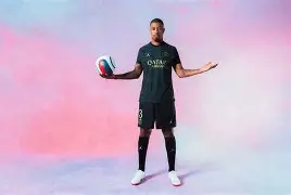 风云突变巴黎圣日耳曼加时末段篮板制胜，葡超版图或变，球迷炸锅，资深球员宣示担当的简单介绍